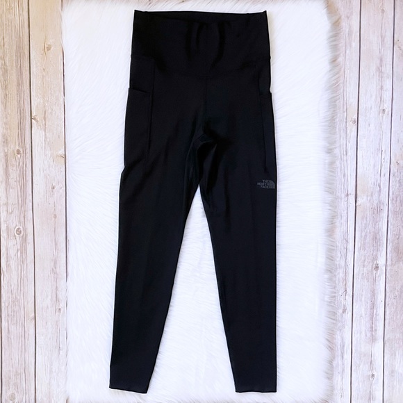 The North Face Women’s Motivation High Rise 7/8 Pocket Tights - Picture 2 of 10
